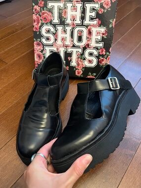 Teleri Joseph Campbell 8.5 shoes